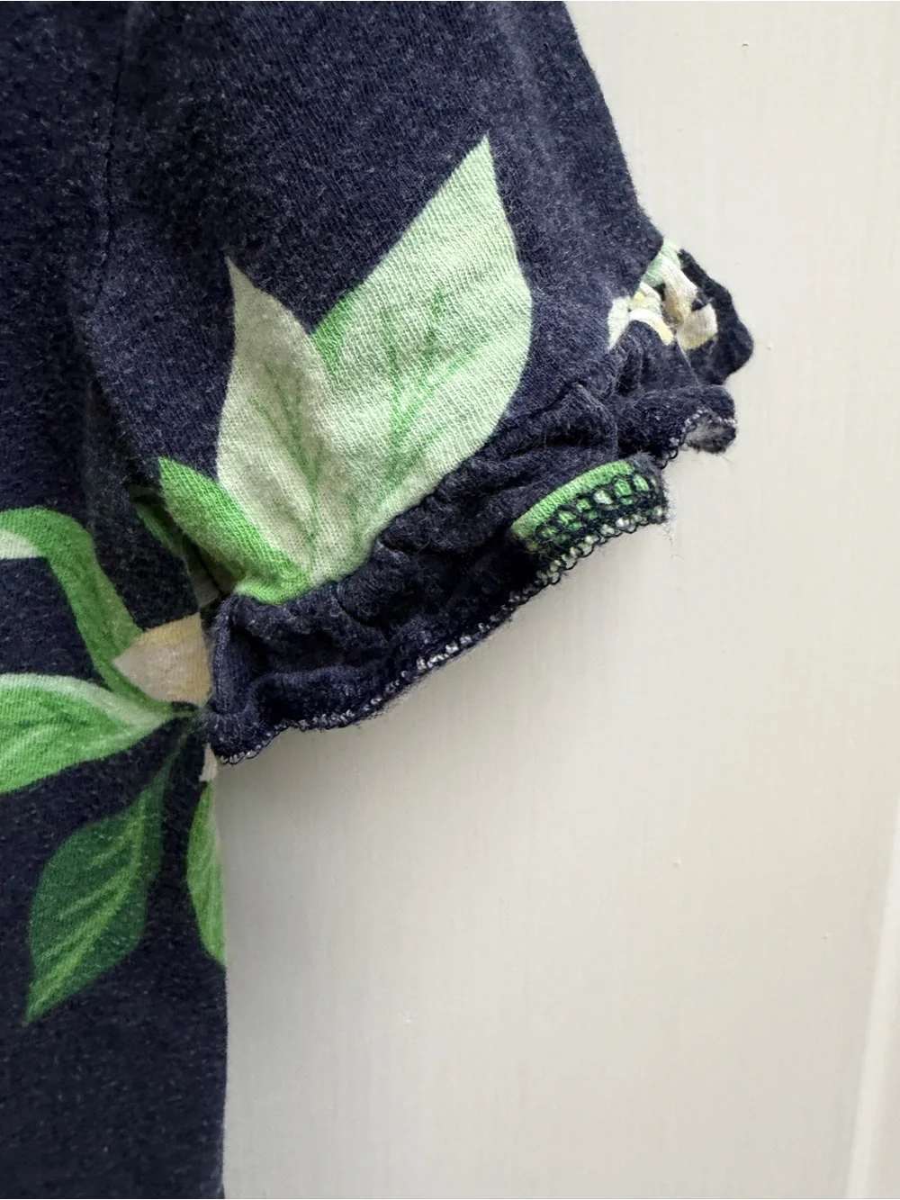 Old Navy Girls Navy Blue Floral Short Ruffle Sleeve Top Blouse Shirt